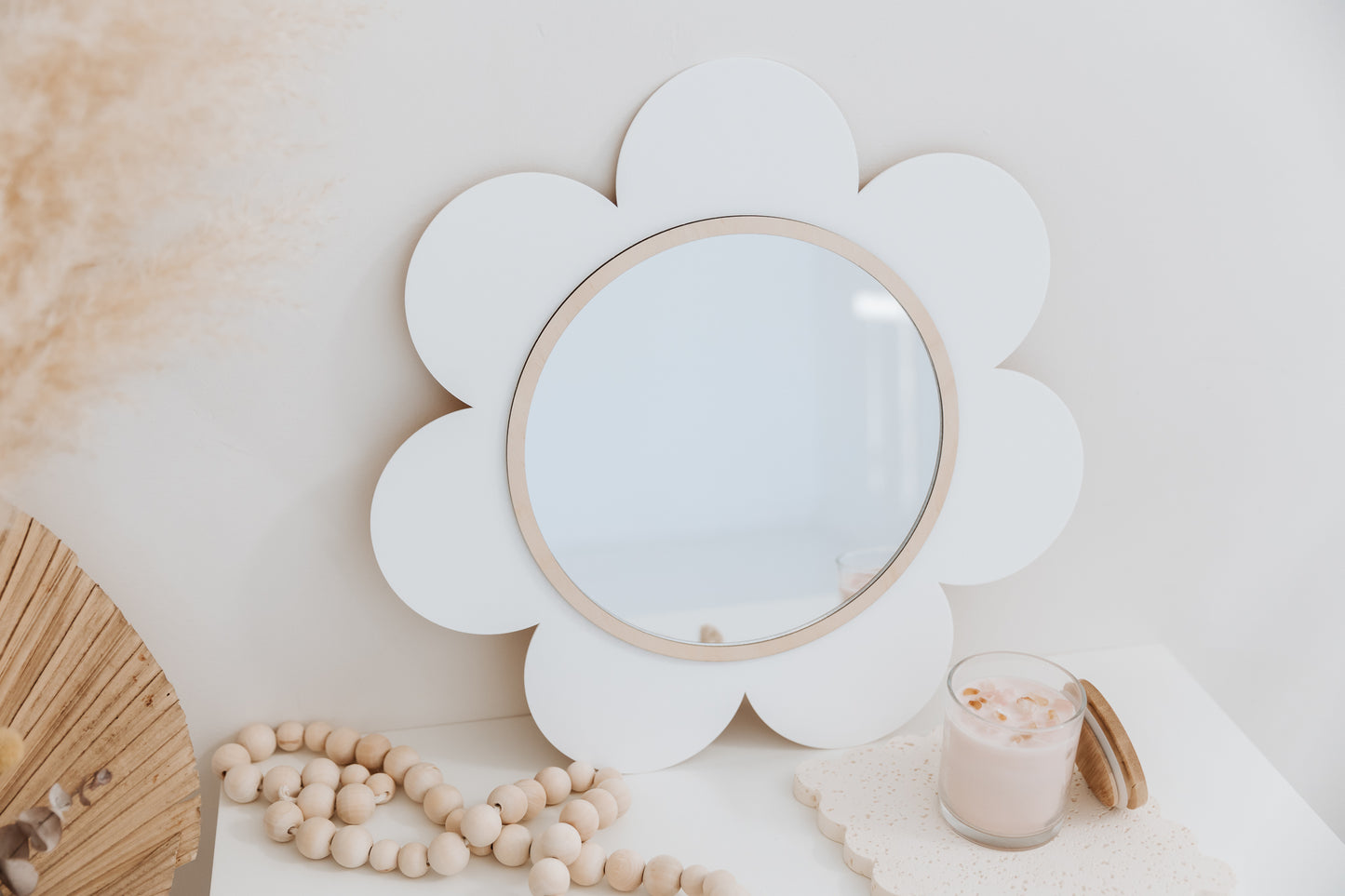 Daisy flower shaped Mirror