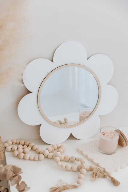 Daisy flower shaped Mirror