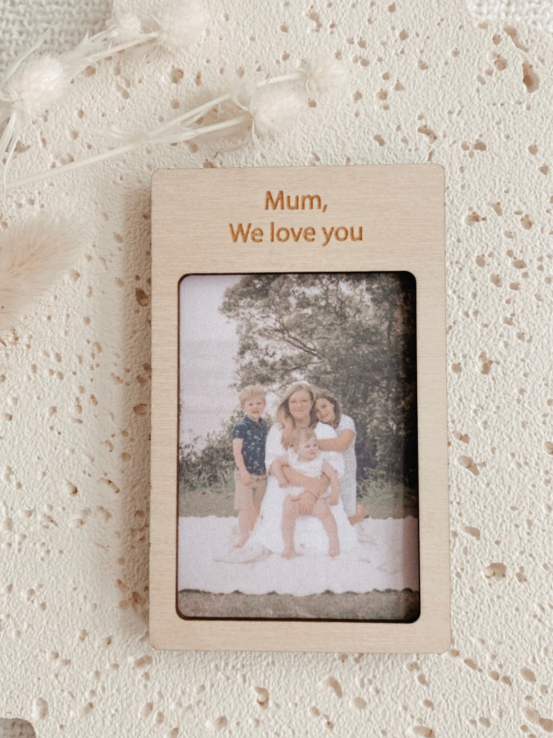 Mum we love you photo fridge magnet