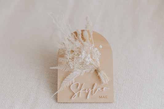 Dried Flower Posy Baby Name Plaque - Arch Wood and Acrylic