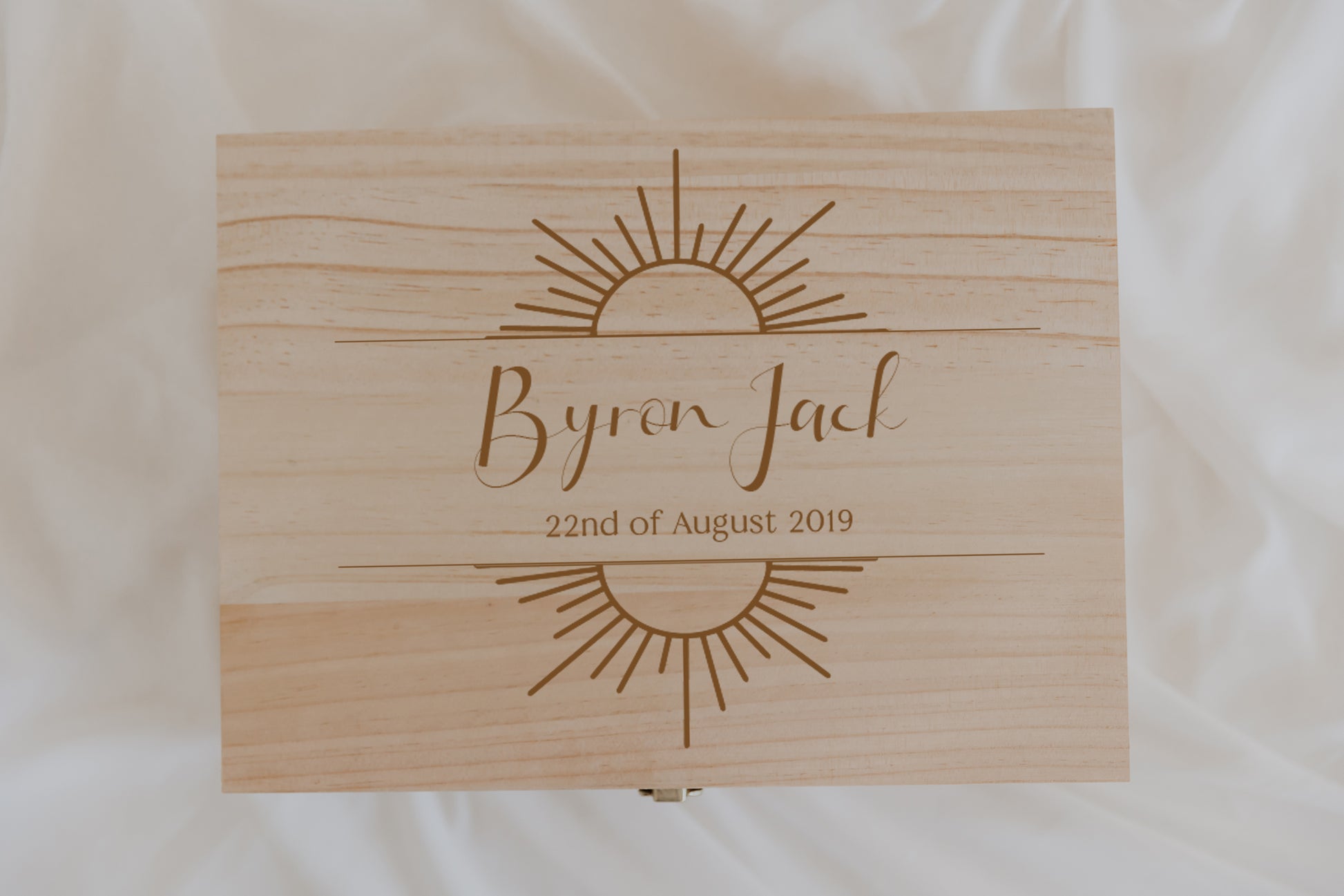 Keepsake box engraved sun design