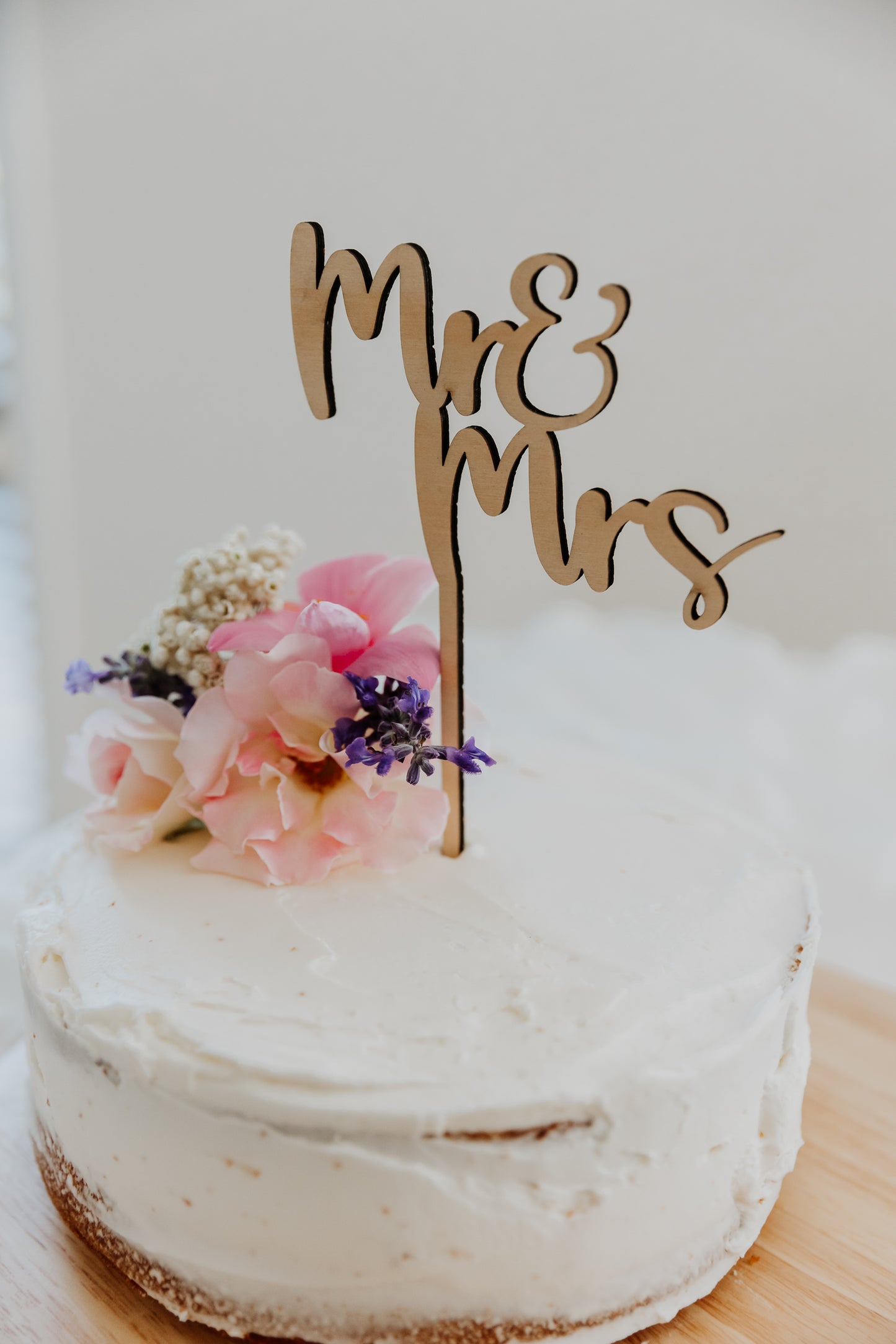 Mr & Mrs Wedding Cake Topper